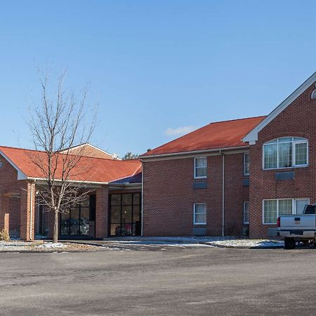 Days Inn & Suites By Wyndham Lancaster Amish Country Mountville Екстериор снимка